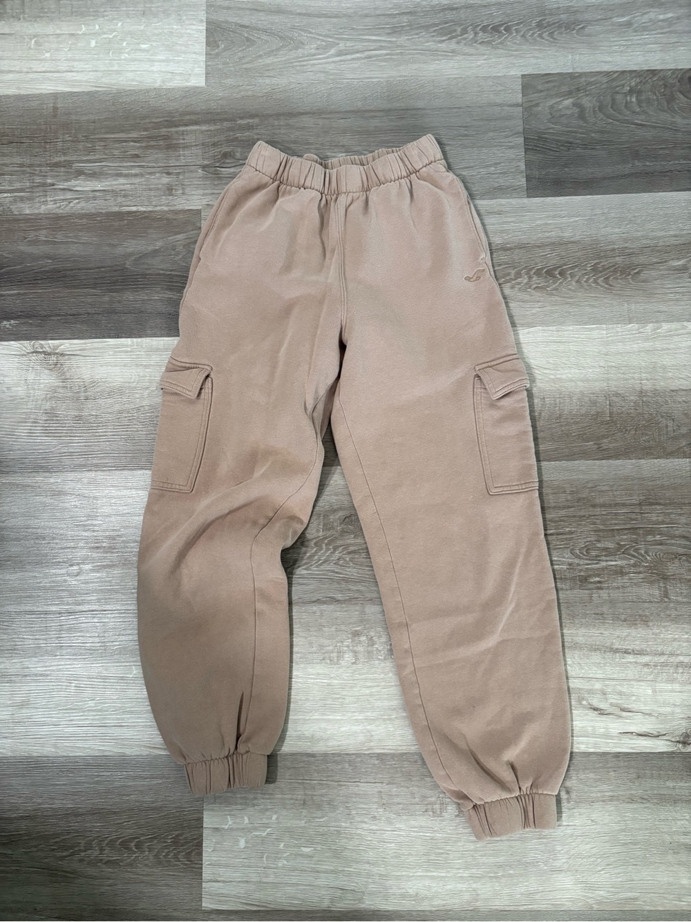 Hollister Ultra High rise Cargo Jogger Pants - Dusty Rose
